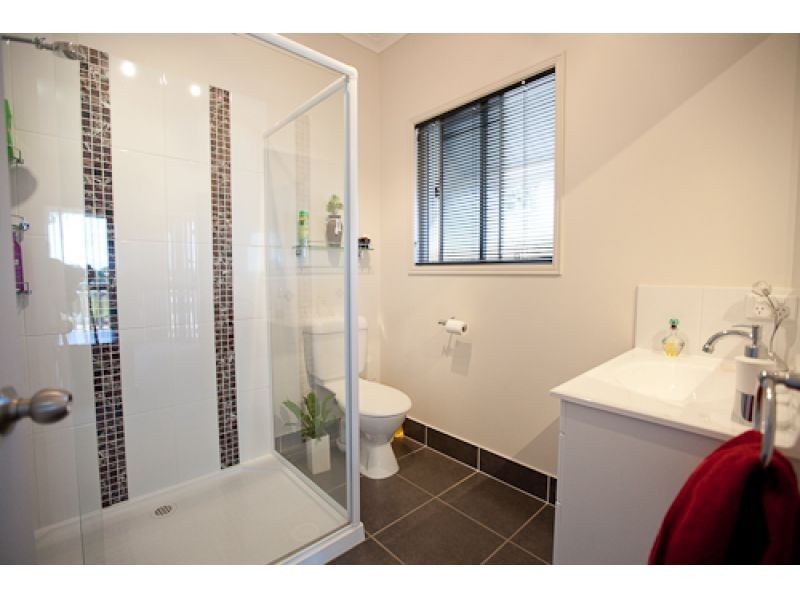 3 Oxley Court, Southside QLD 4570