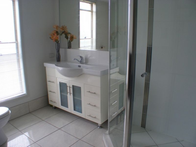 1 Moreton Court, Southside QLD 4570