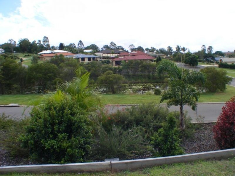 1 Moreton Court, Southside QLD 4570