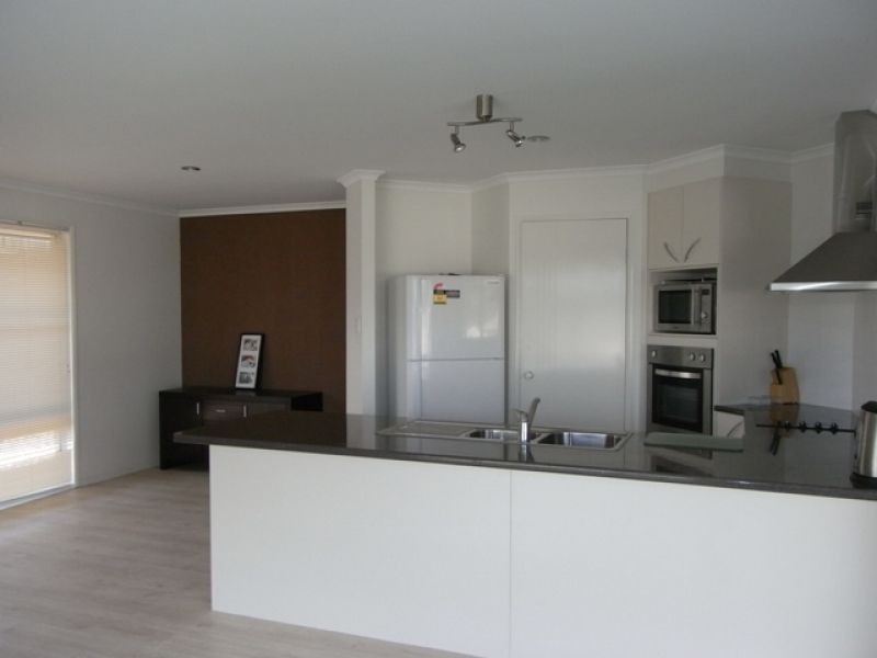 82 Gympie View Drive, Southside QLD 4570