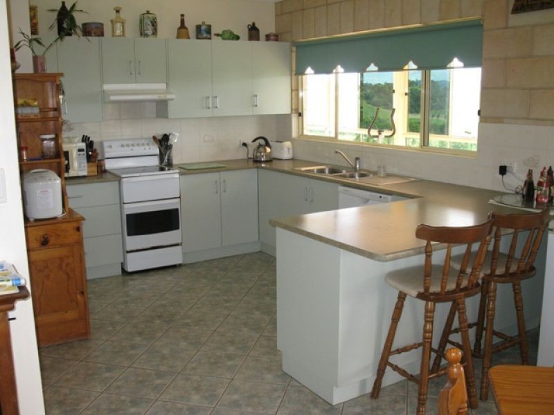 232 Lehman Road, Traveston QLD 4570