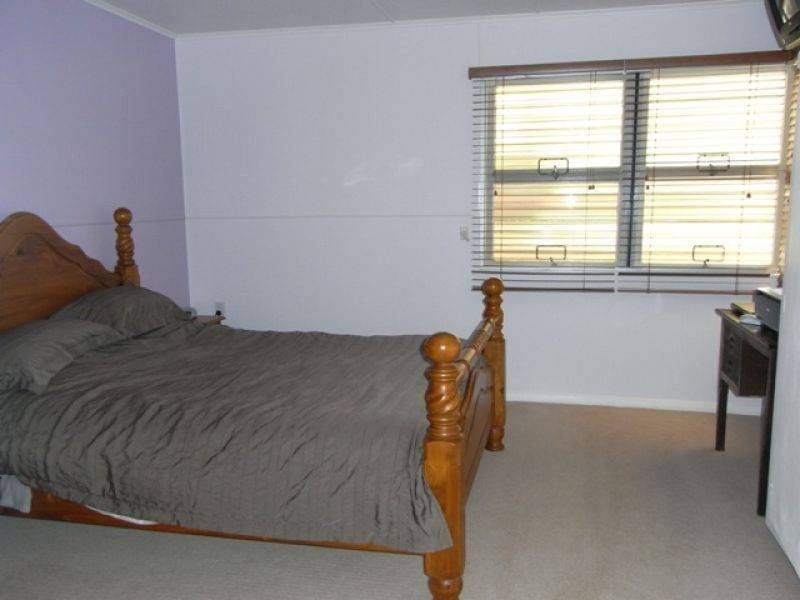 4 Roma Street, Monkland QLD 4570