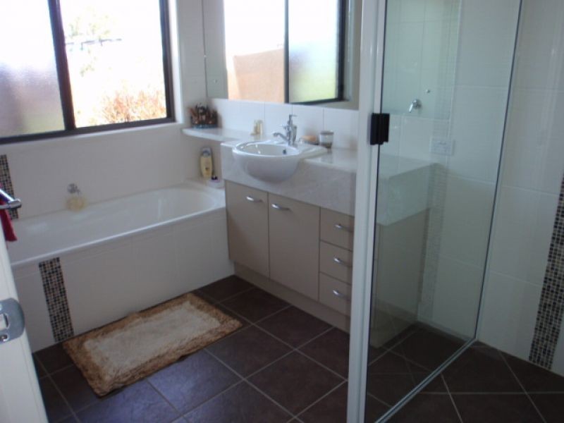 237 Dan Meurant Drive, Curra QLD 4570