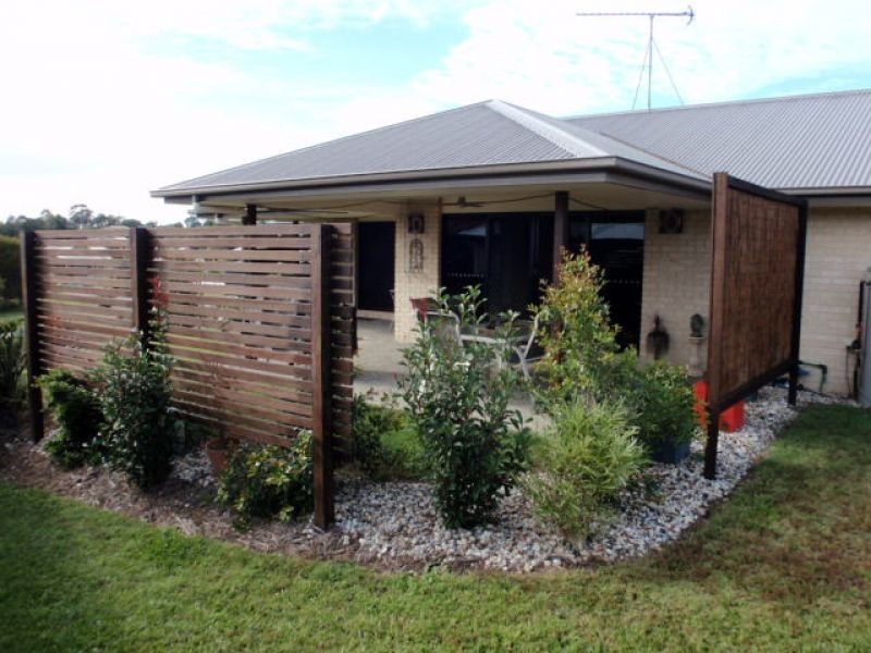 6 Moreton Court, Southside QLD 4570