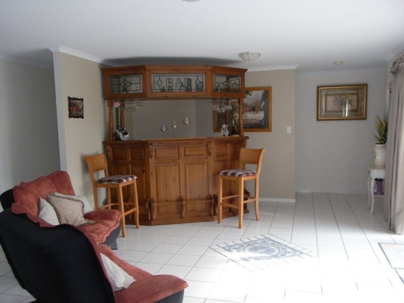 24 Piccadilly Drive, Southside QLD 4570