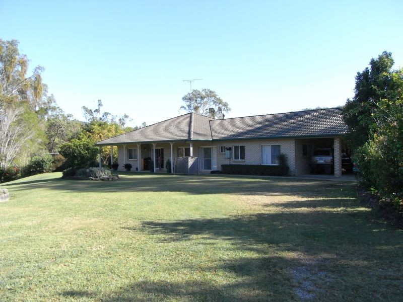 2 Curtain Road, Pie Creek QLD 4570