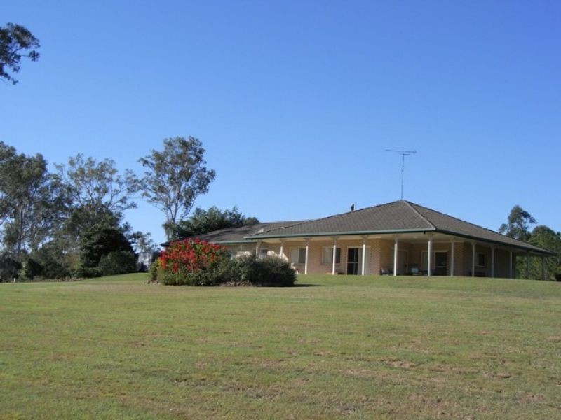 2 Curtain Road, Pie Creek QLD 4570