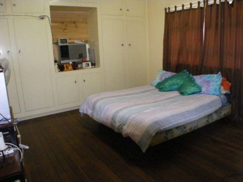 48 Chatsworth Road, Gympie QLD 4570