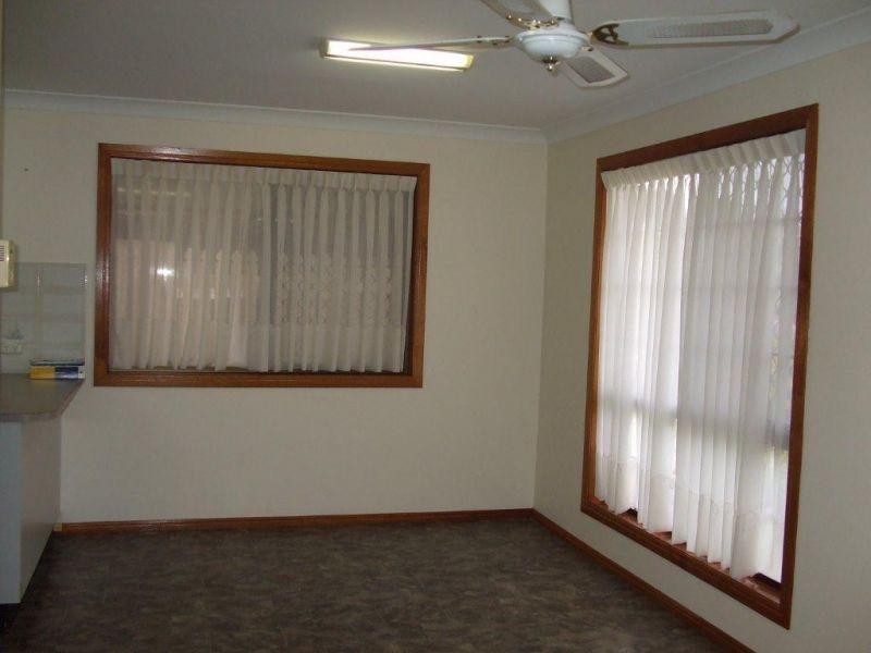 11 FURNESS Road, Southside QLD 4570