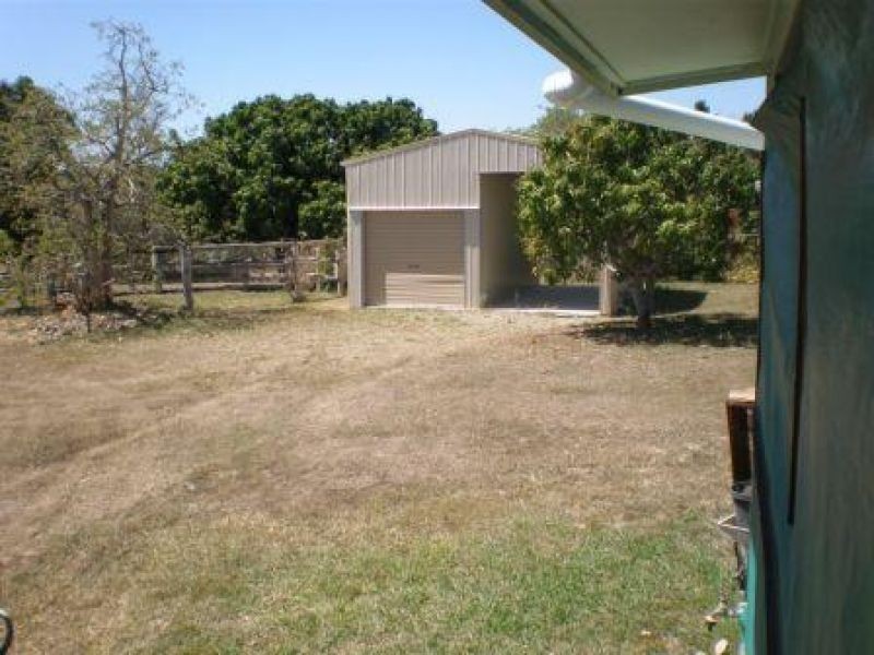 12 James Street, Kilkivan QLD 4600