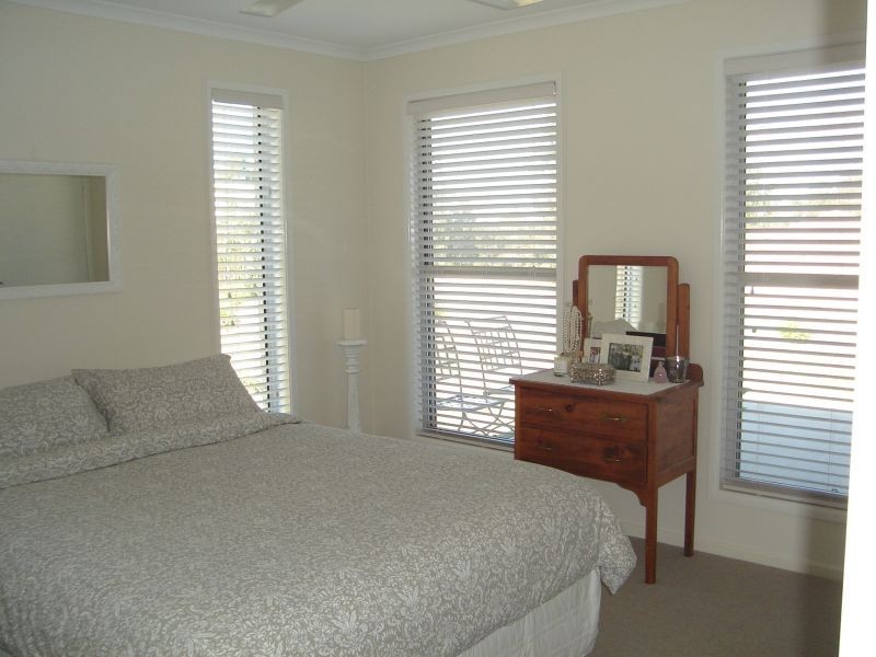 14 Rocklea Drive, Southside QLD 4570