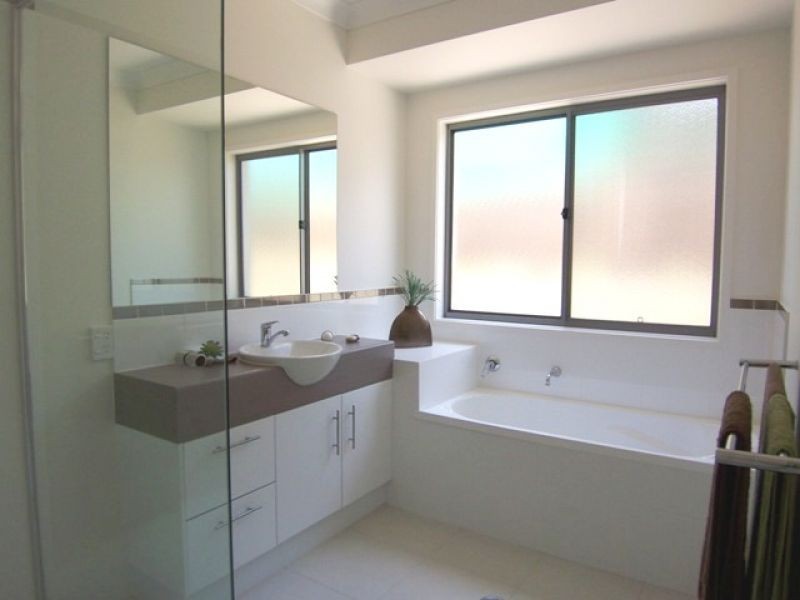 17 Premier Avenue, Gympie QLD 4570