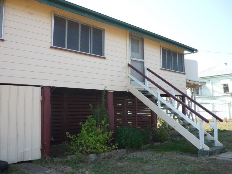 1 Railway Parade, Theebine QLD 4570