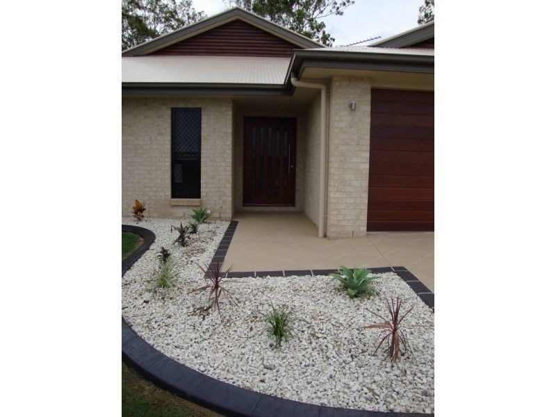 63 Gympie View Drive, Southside QLD 4570