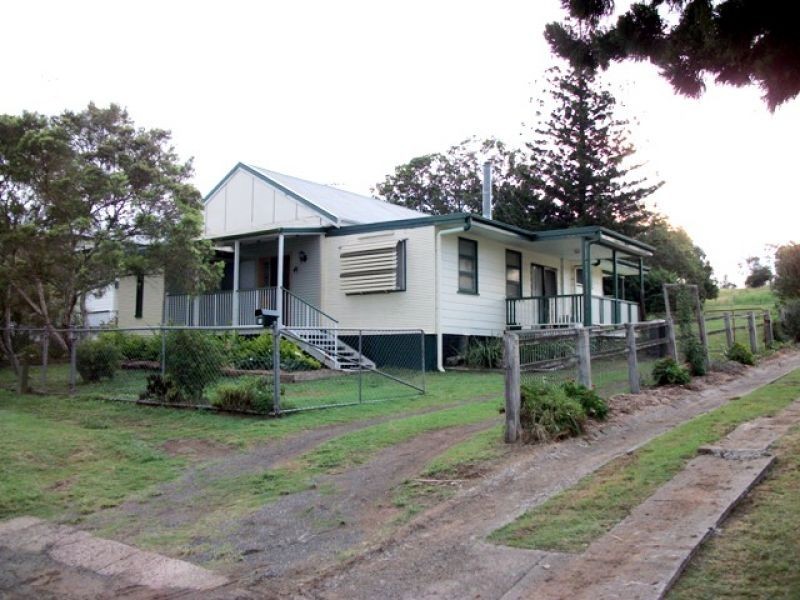 33 Barnes Street, Goomeri QLD 4601