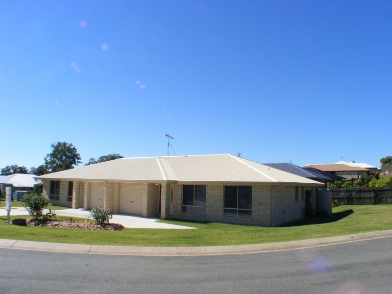 5b Vista Close, Southside QLD 4570
