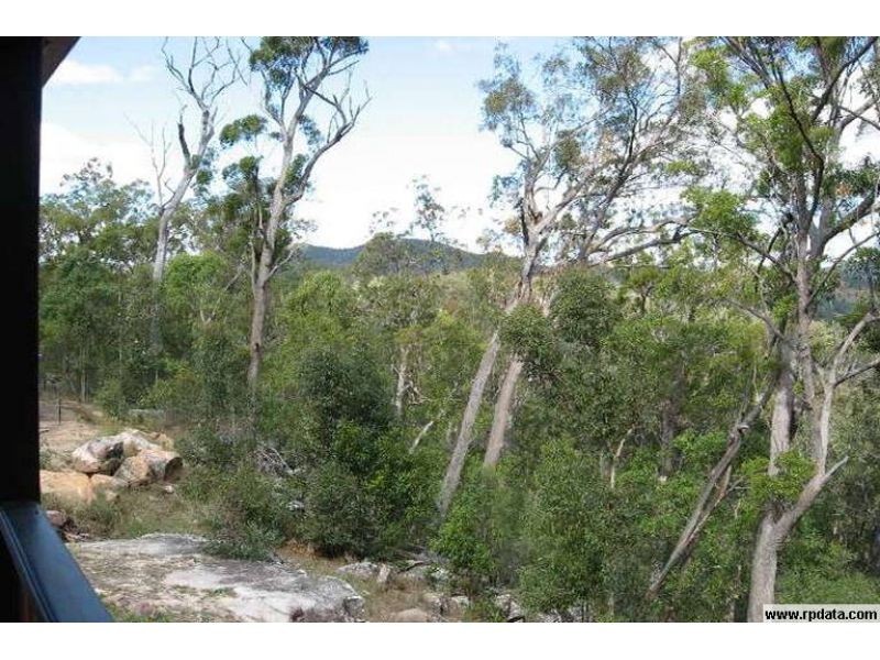 196 Benian Road, The Palms QLD 4570