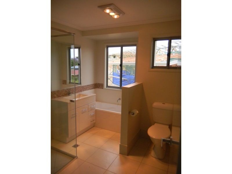 2 Florentine Court, Monkland QLD 4570