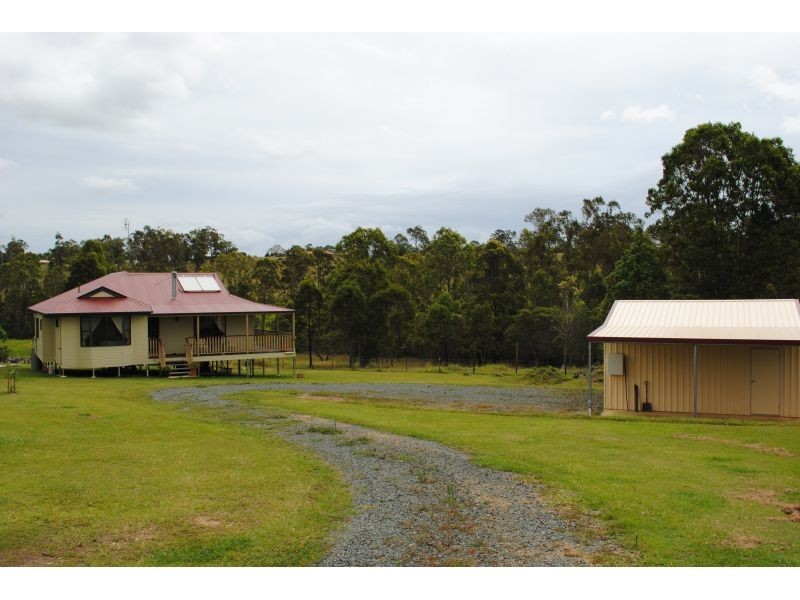 6 Tea Tree Court, The Palms QLD 4570