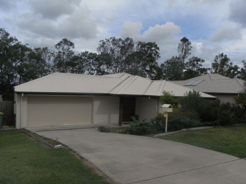 34 Bushland Drive, Southside QLD 4570