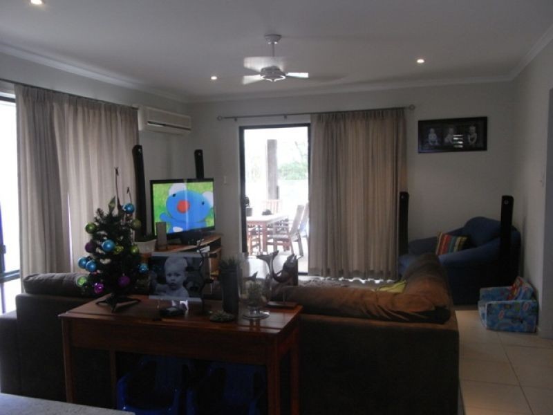 34 Bushland Drive, Southside QLD 4570