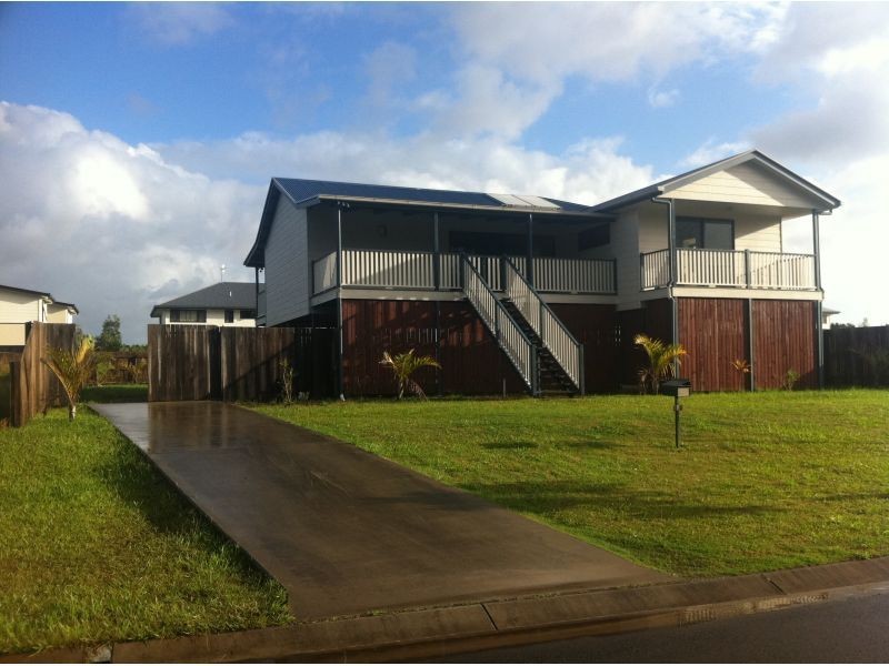 8 Sanctuary Way, Cooloola Cove QLD 4580