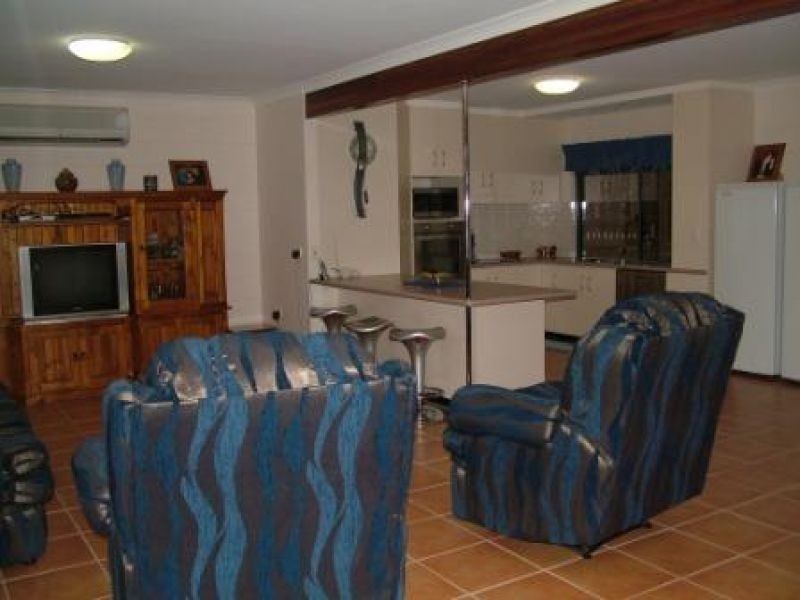 1, 6 Bowlers Drive, Gympie QLD 4570