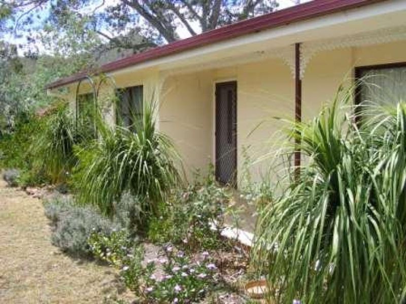 3 School Street, Kilkivan QLD 4600