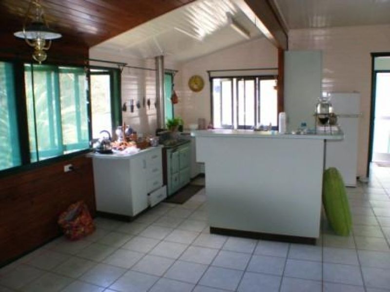 258 Chinamans Creek Road, Tuchekoi QLD 4570