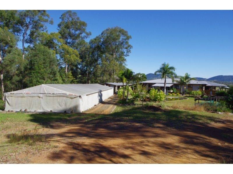 Mcintosh Creek QLD 4570