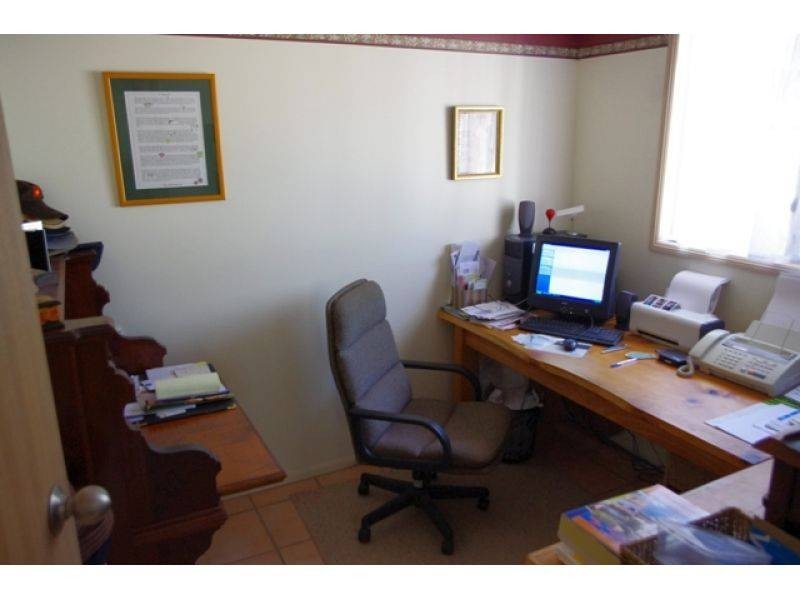 Mcintosh Creek QLD 4570