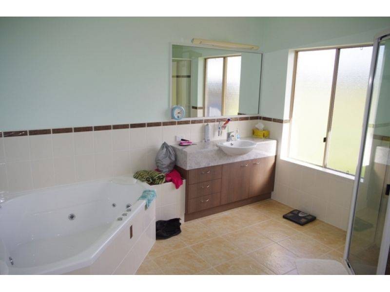 569 Counter Road, Wolvi QLD 4570