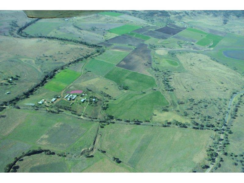 98 Ahern Road, Tansey QLD 4601