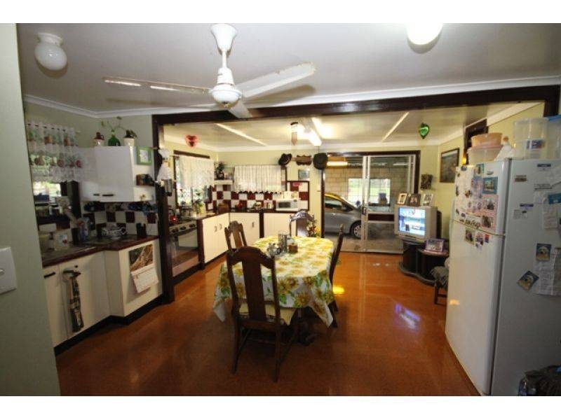 117 Wide Bay Highway, Bells Bridge QLD 4570