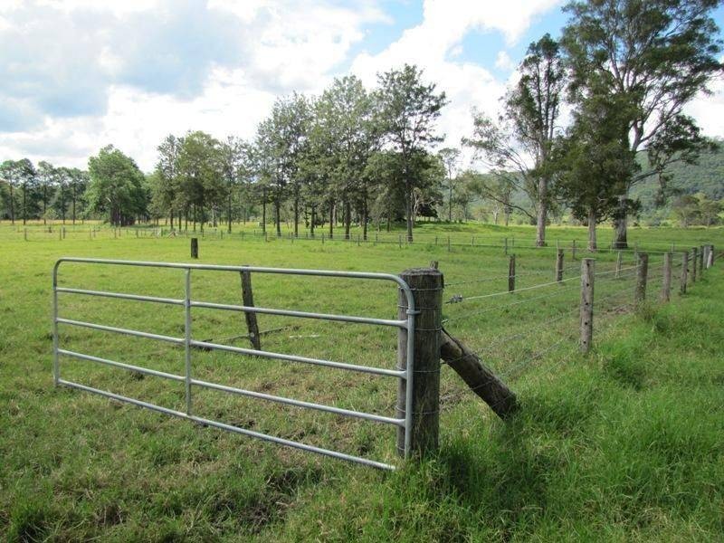 769 Neusavale Road, Neusa Vale QLD 4570