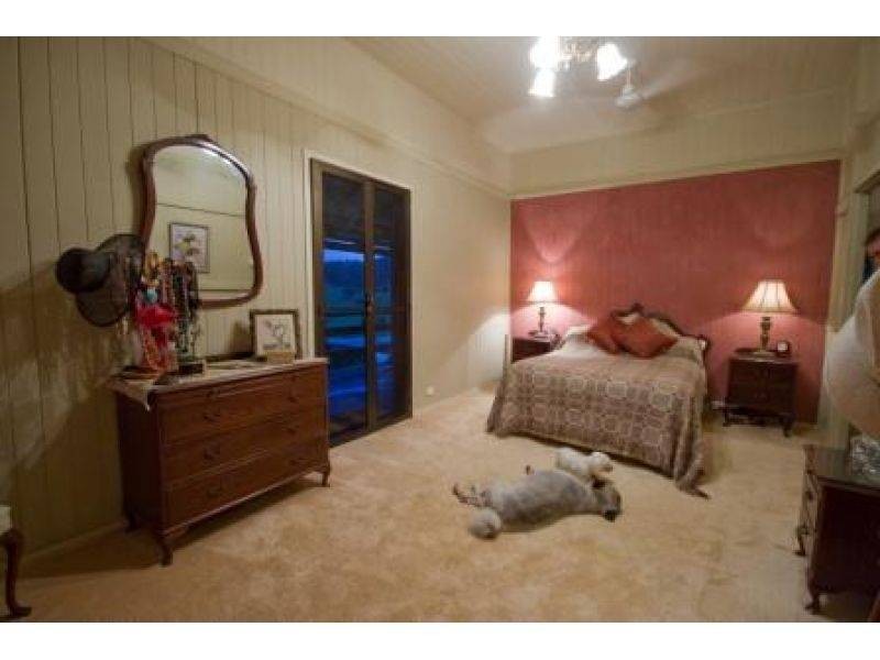 365 Shadbolt Road, Mothar Mountain QLD 4570