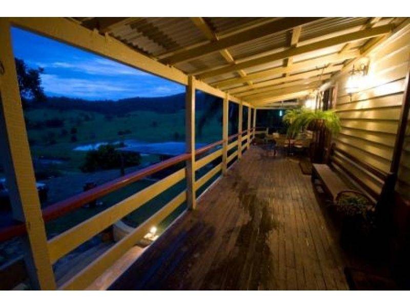 365 Shadbolt Road, Mothar Mountain QLD 4570