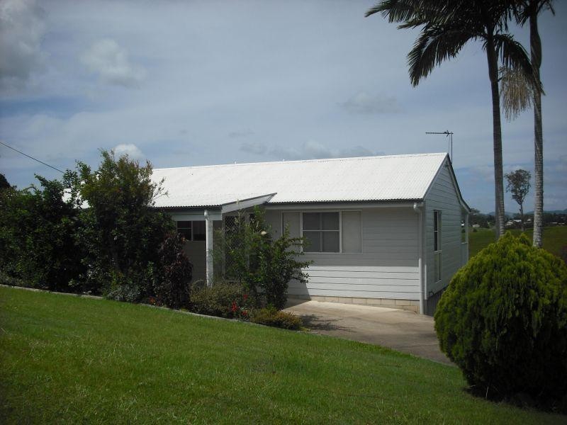 12 Lasiandra Drive, Southside QLD 4570