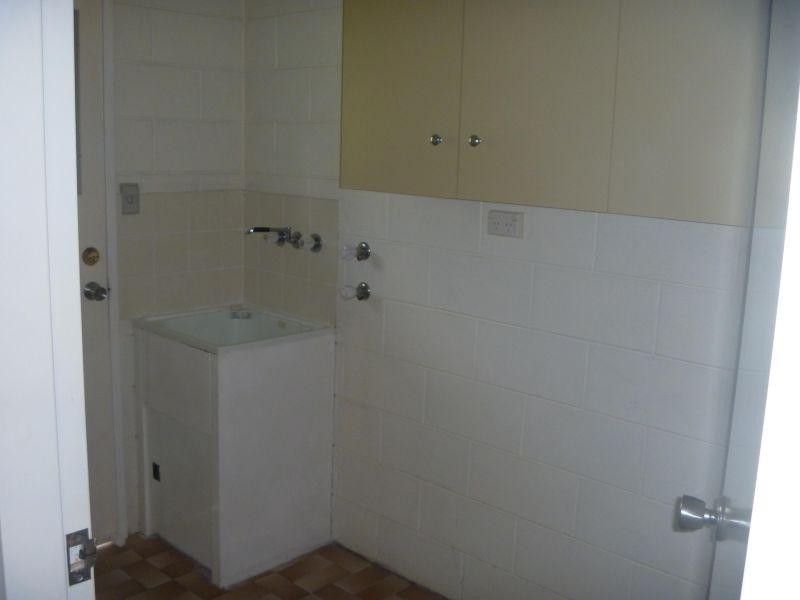 5 Samantha Drive, Southside QLD 4570