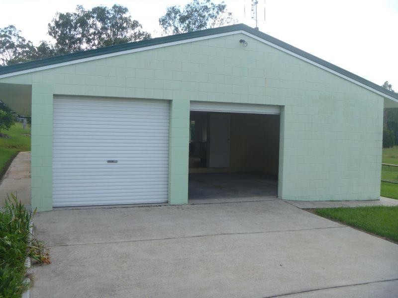 5 Samantha Drive, Southside QLD 4570