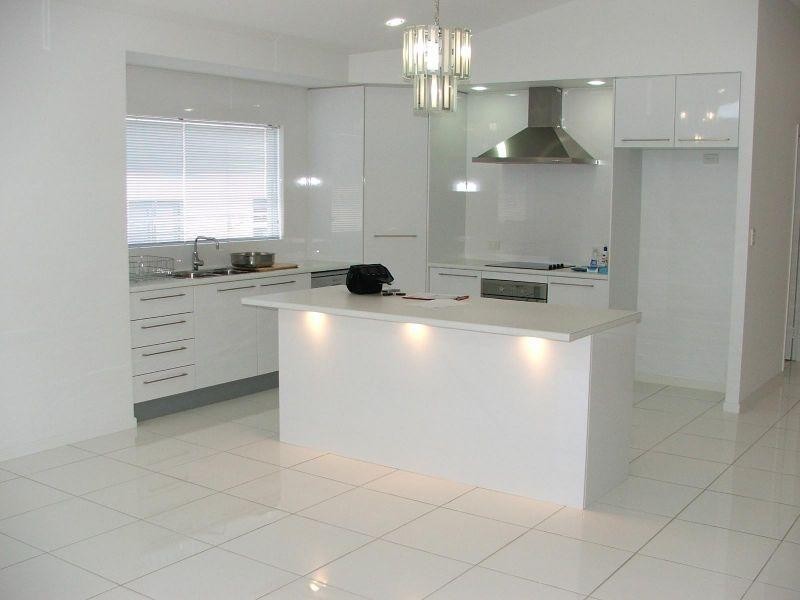 36 Hilltop Avenue, Southside QLD 4570