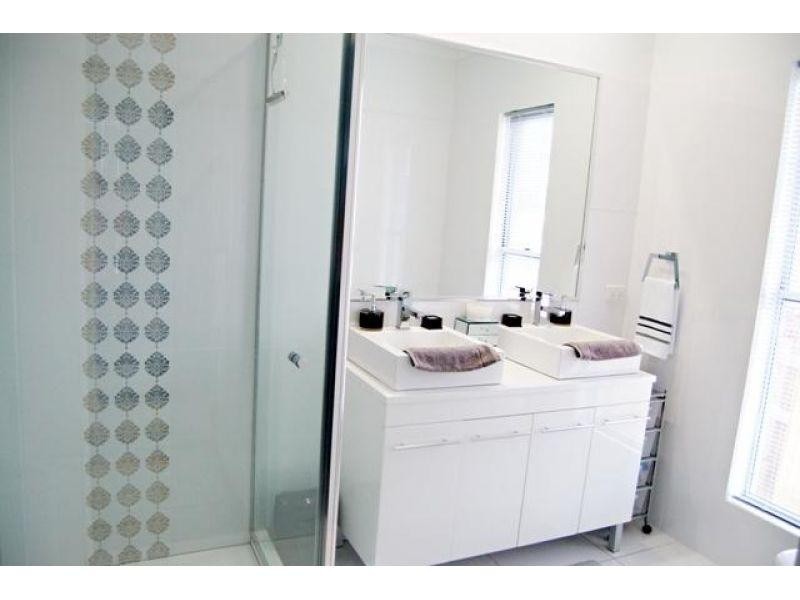 36 Hilltop Avenue, Southside QLD 4570