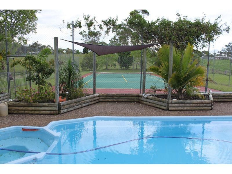 34 Tompkins Road, Veteran QLD 4570