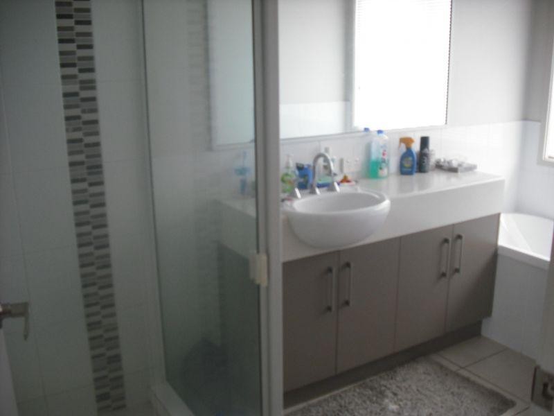 35 Presidential Avenue, Southside QLD 4570