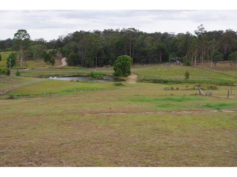 62 Taylor, Veteran QLD 4570