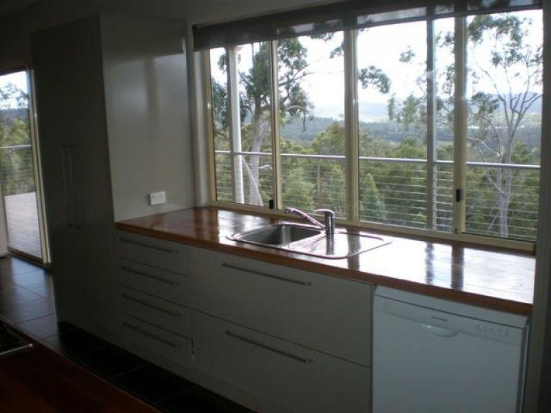 196 Benian Road, The Palms QLD 4570
