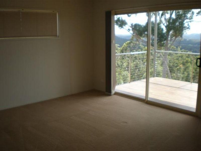 196 Benian Road, The Palms QLD 4570