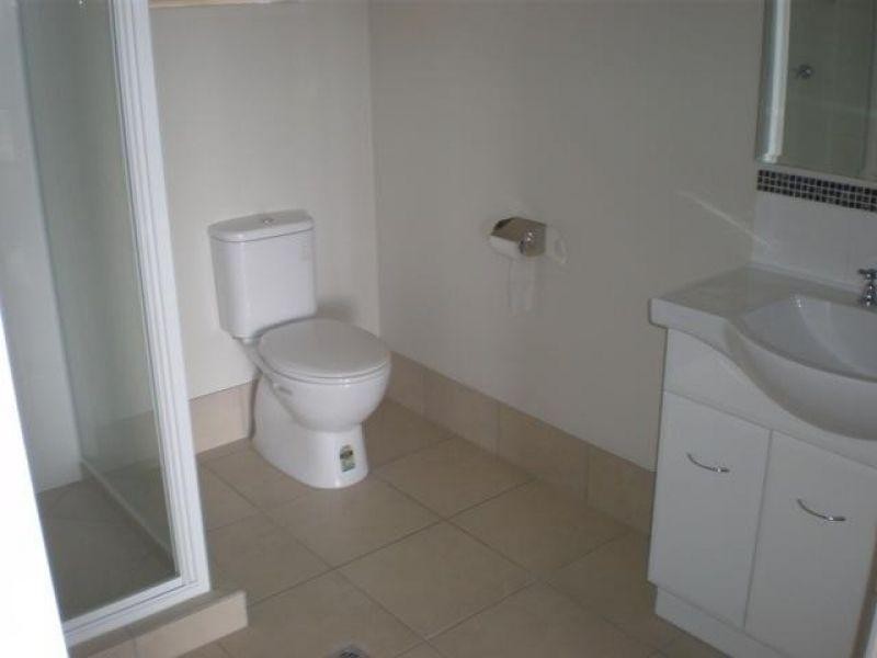 196 Benian Road, The Palms QLD 4570