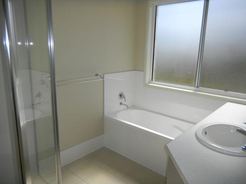 20 Directors Circuit, Jones Hill QLD 4570