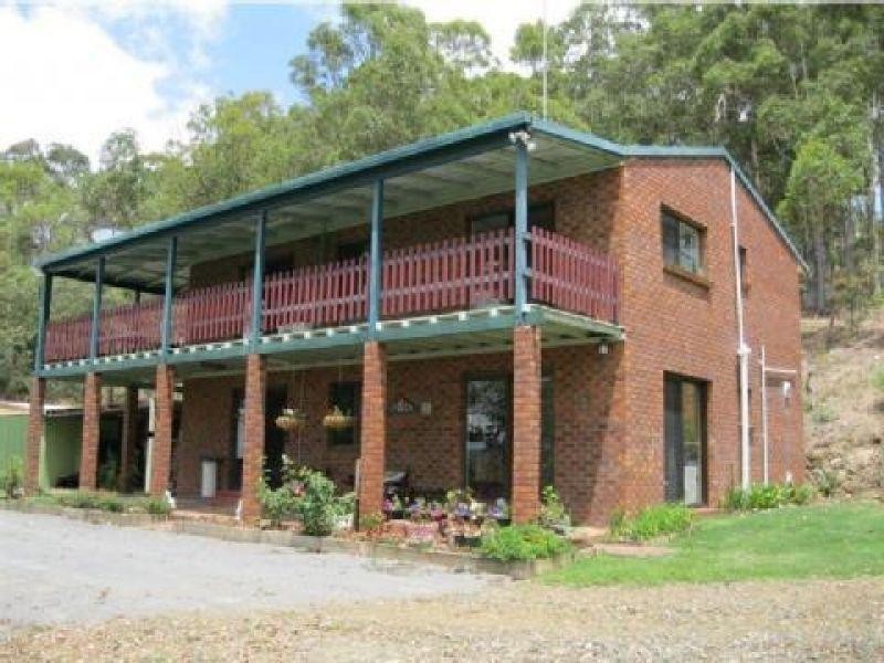 135 Tristram Bath Road, Cedar Pocket QLD 4570